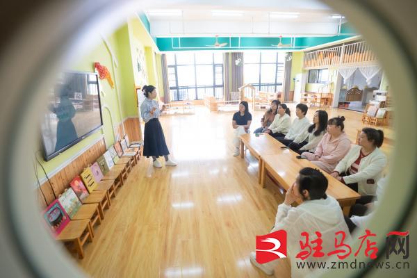 舉辦繪本閱讀指導(dǎo)培訓(xùn) 專(zhuān)家助力兒童閱讀推廣